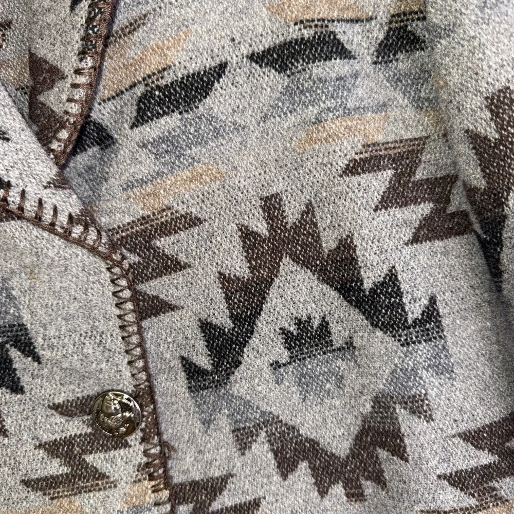 L&B‎ Western Aztec Jacket Womens medium